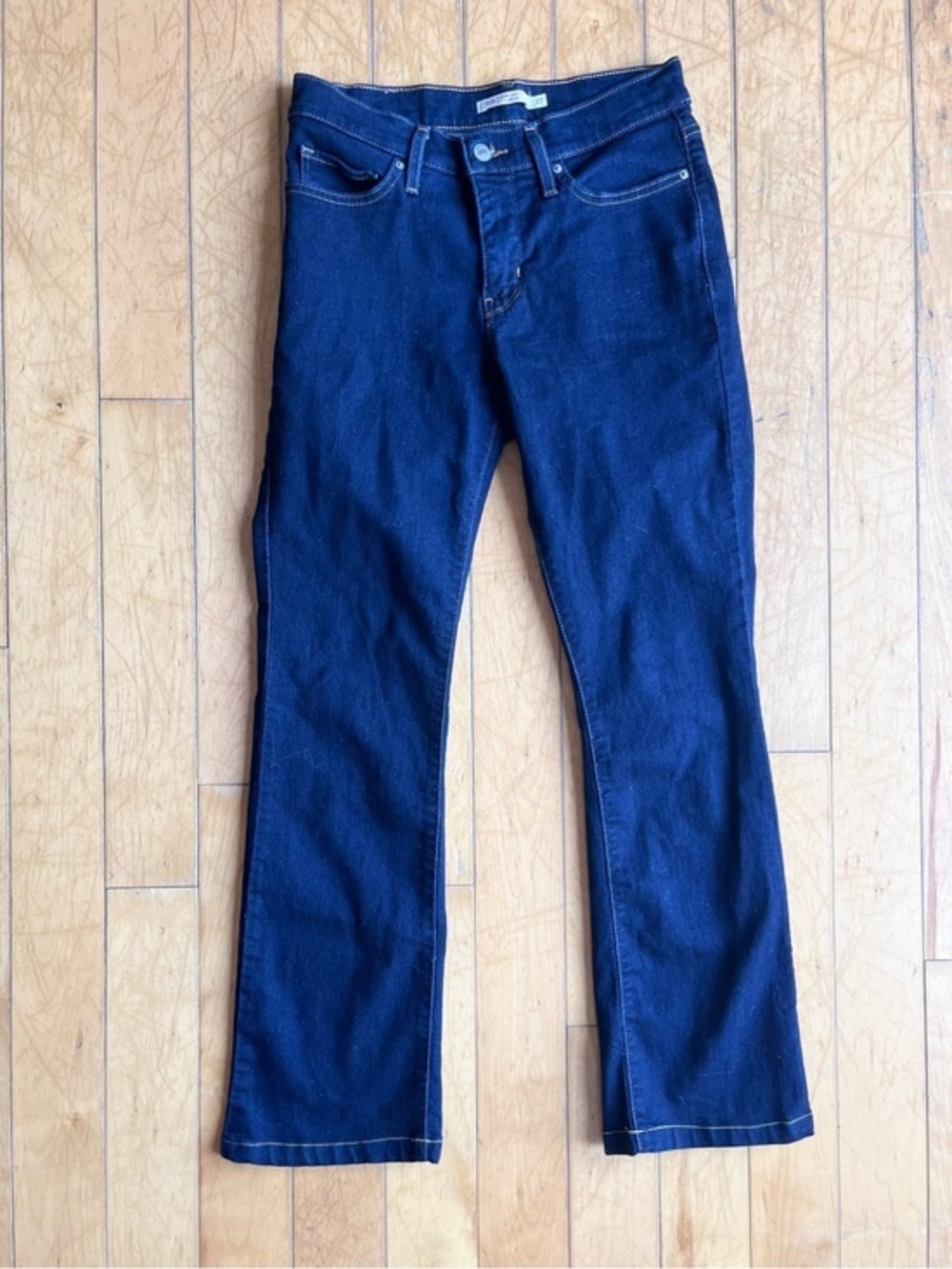 Levi’s 315 Shaping Bootcut Dark Blue Wash Jeans Size 27